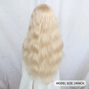 Blonde Wavy Hair Wig